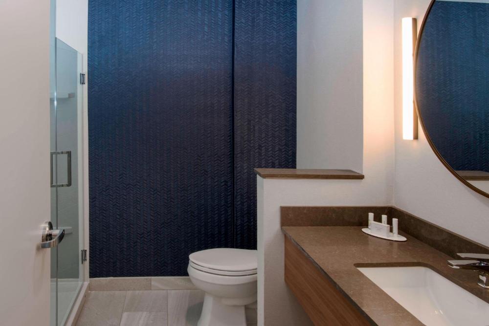 King Suite interior